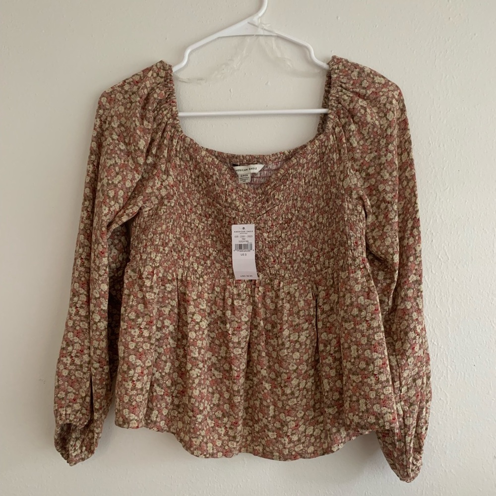 NWT Floral top